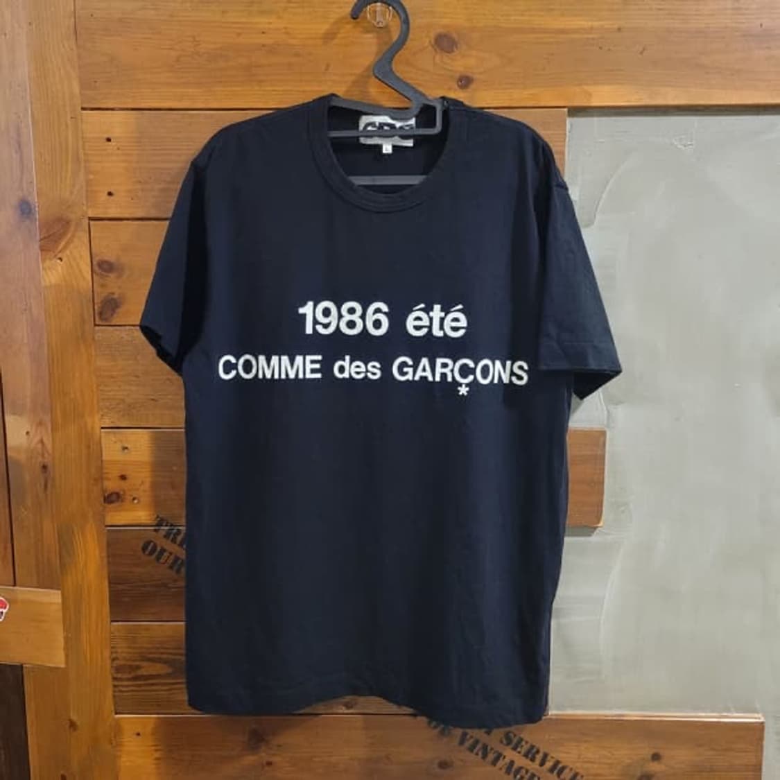꼼데가르송 1986 블랙 반팔 xl 사이즈 구매해봅니다 상품이미지1