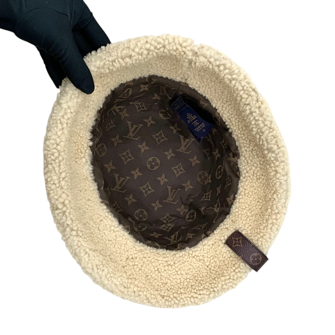 루이비통 LV 모노그램 컬리 시어링 버킷 햇 상품이미지7