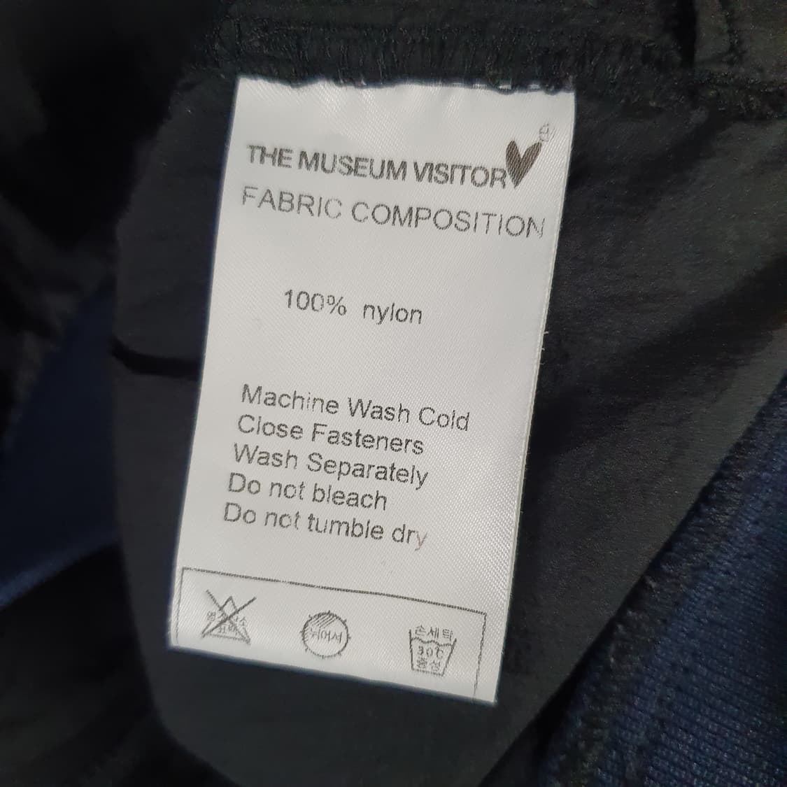 더뮤지엄비지터 LOVE 윈드 브레이커 상품이미지6