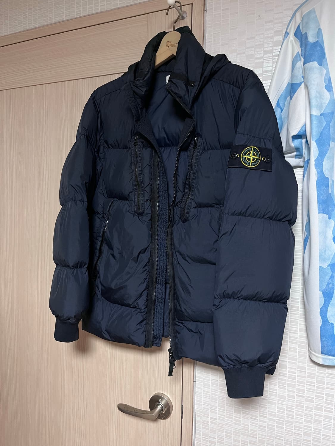 [m] 스톤아일랜드 크링클랩스 21fw 패딩 네이비 상품이미지1