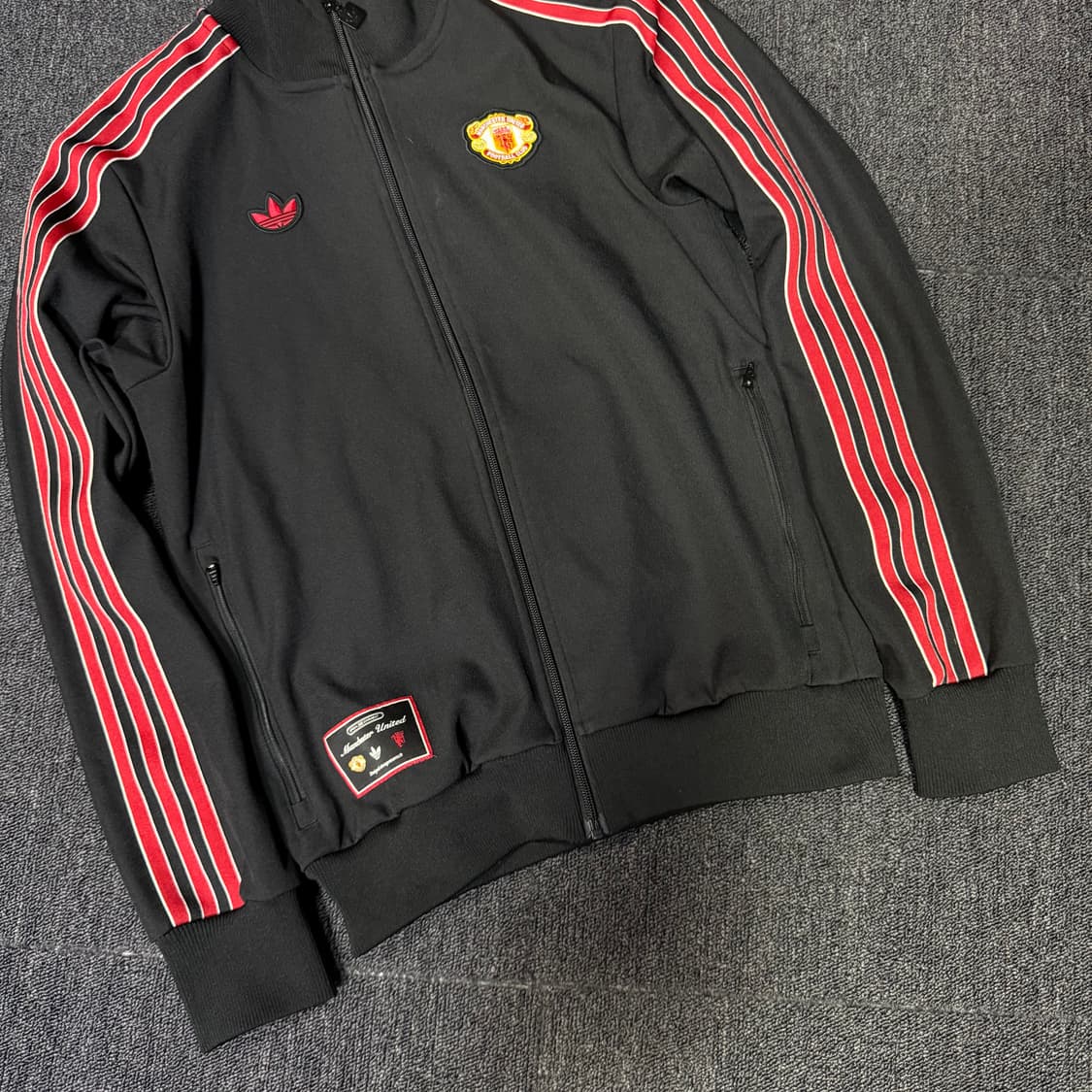 아디다스 검빨 맨유 져지 상품이미지3