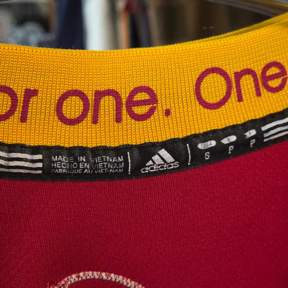 아디다스 엔비에이 클리블랜드 제임스 슬리브리스 상품이미지8