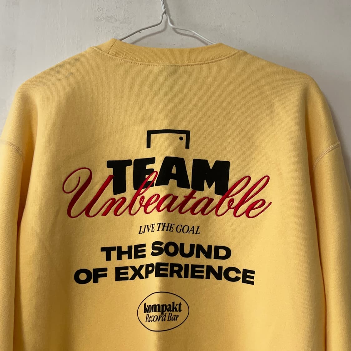 goal studio 맨투맨 스웻셔츠 - 모델 아이린제품 상품이미지6