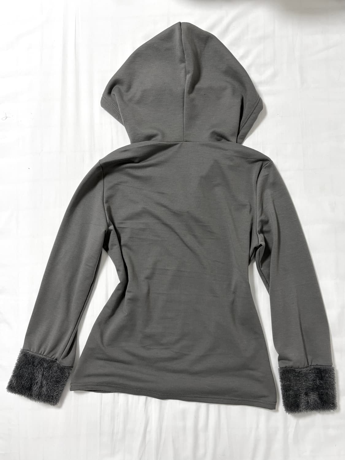 펑크 그레이 해골 털 트리밍 후드티 상품이미지2