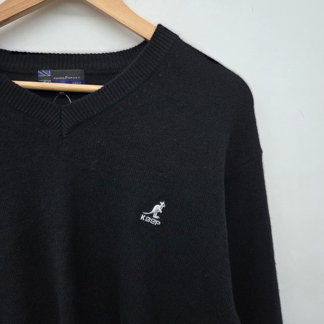 캉골 블랙 V넥 니트 남m 상품이미지3