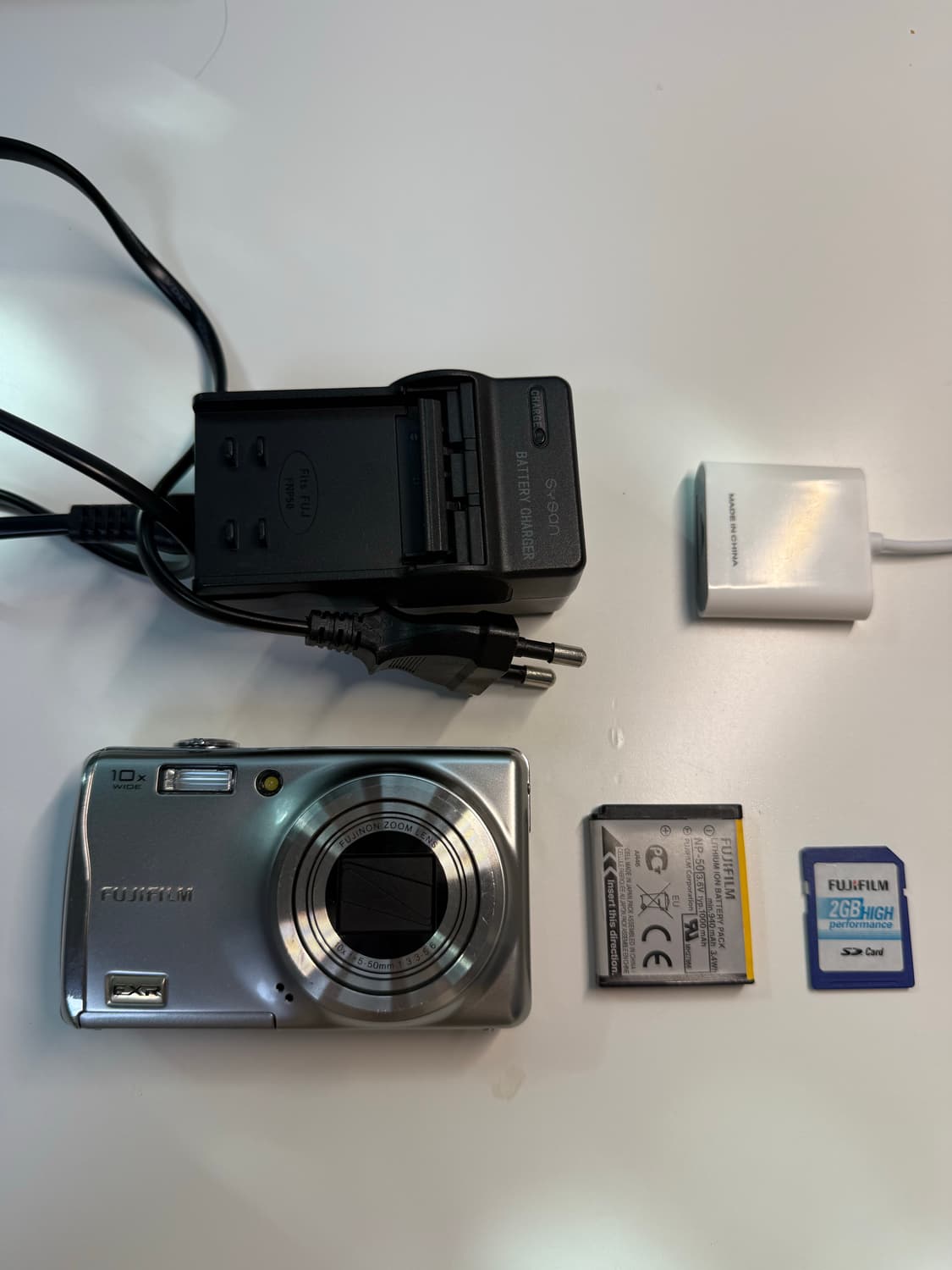 후지필름 파인픽스 f70exr 디카 팔아요 (작례o) 상품이미지1