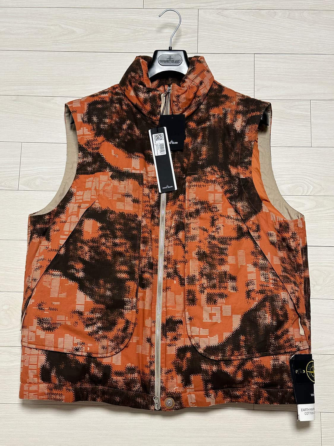 스톤아일랜드 어스 카모플라쥬 패딩 XXL(105-110) 새상품 상품이미지4