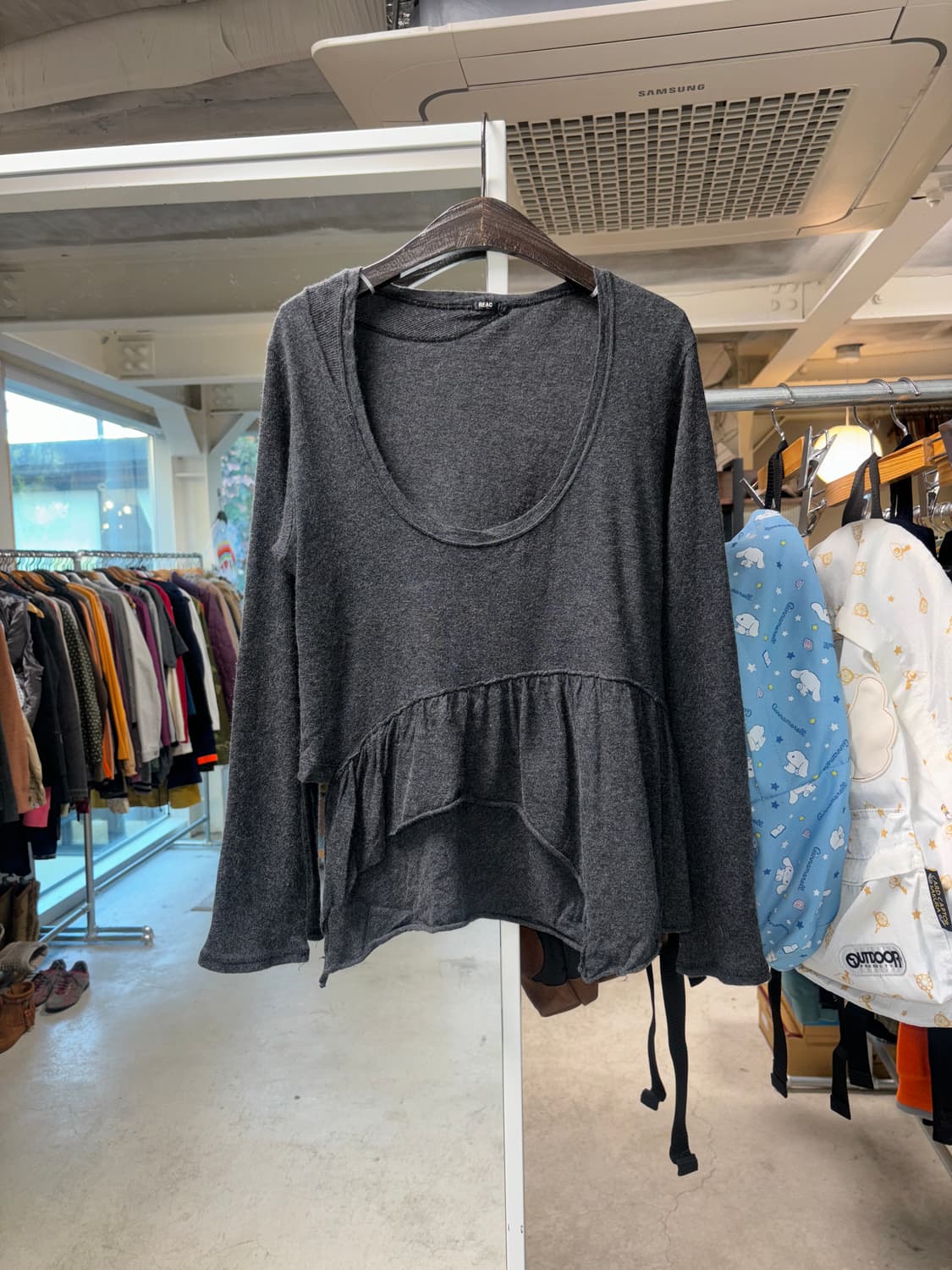 Reac 비대칭 니트  상품이미지2