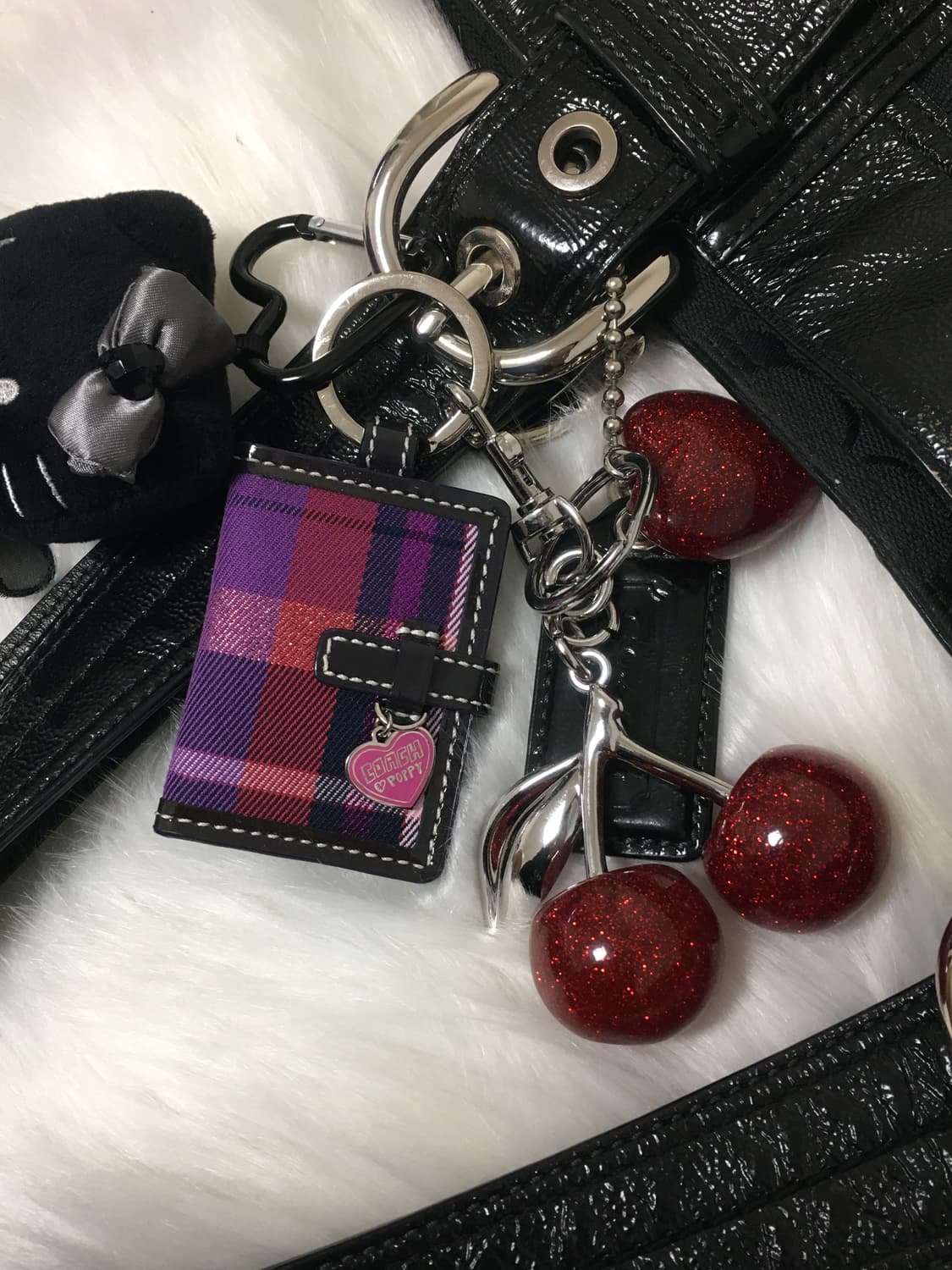 Coach frame poppy keyring 상품이미지1