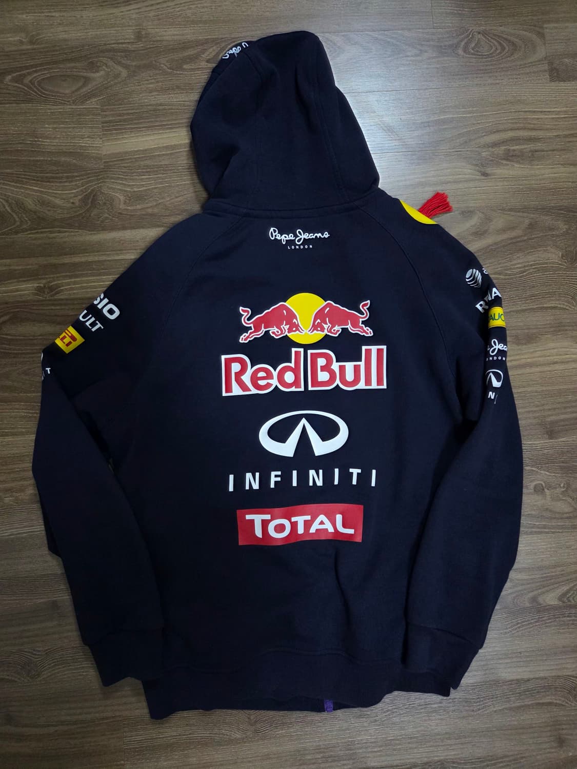 페페진스 인피니티 시절 레드불 상품이미지2