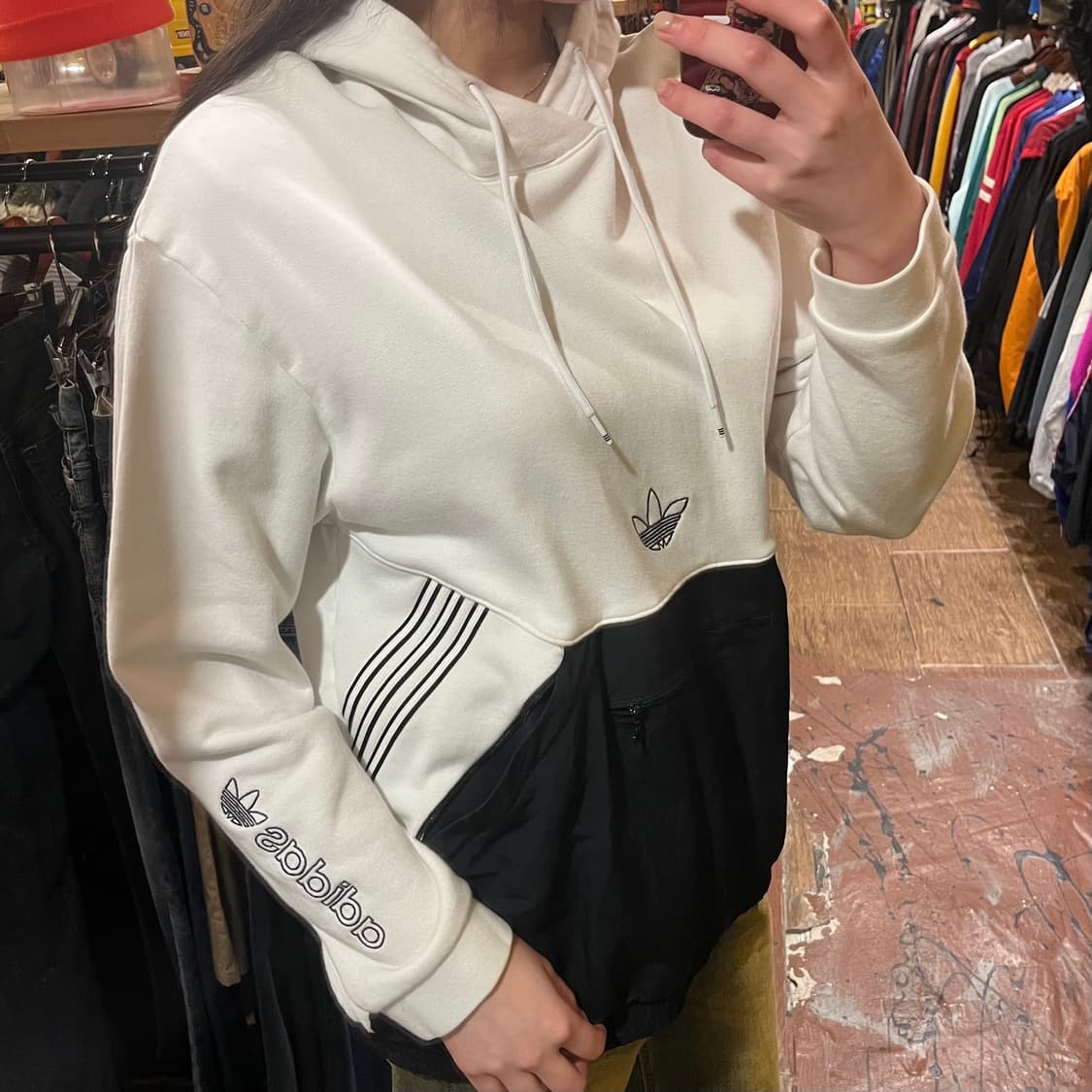 [HI] 아디다스 후드티 화이트 상품이미지3