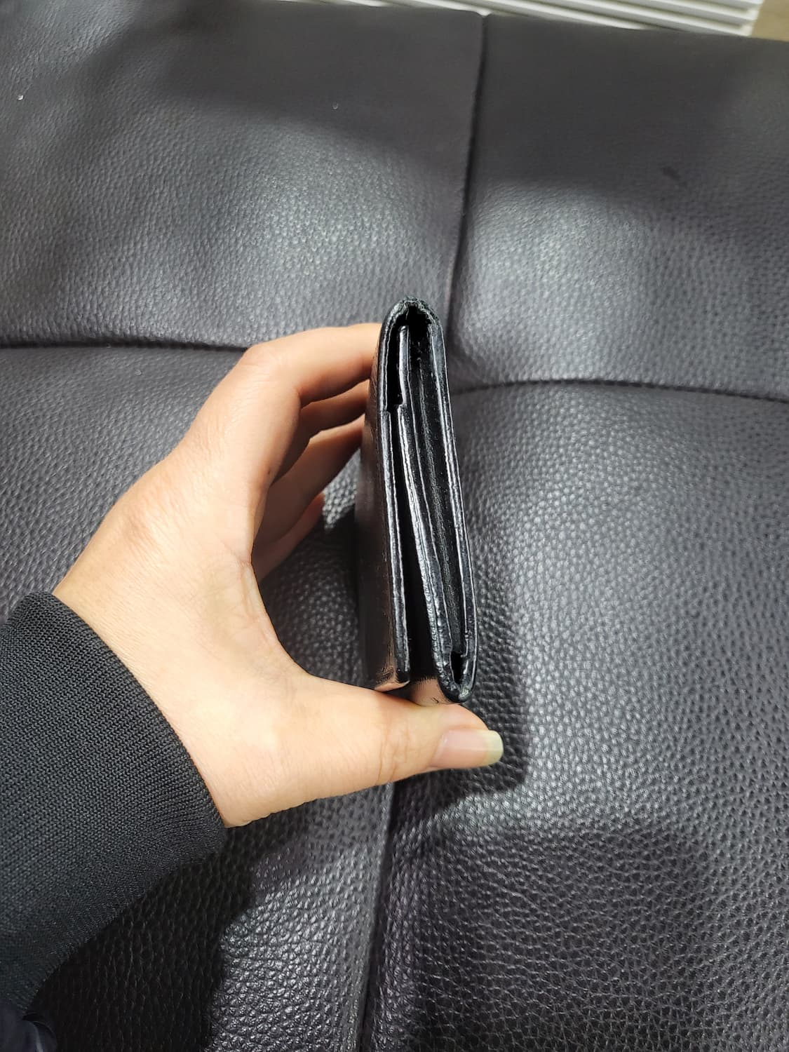 루이비통 타이가 카드지갑(남녀공용) 상품이미지3