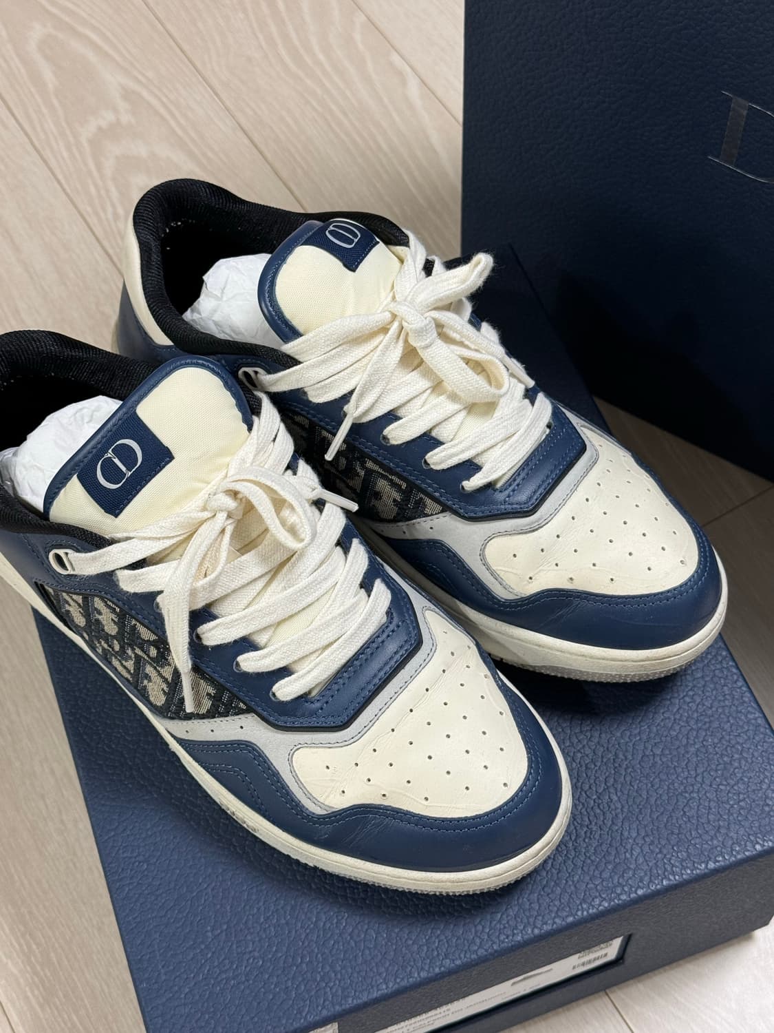 디올 오블리크 B27 로우탑 블루데님 41.5(265) 판매합니다 상품이미지2