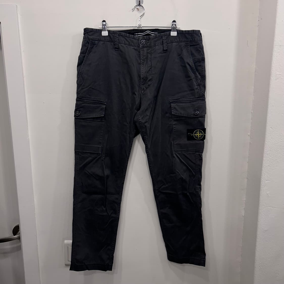 스톤아일랜드 와펜 스트레치 조거 팬츠 상품이미지2