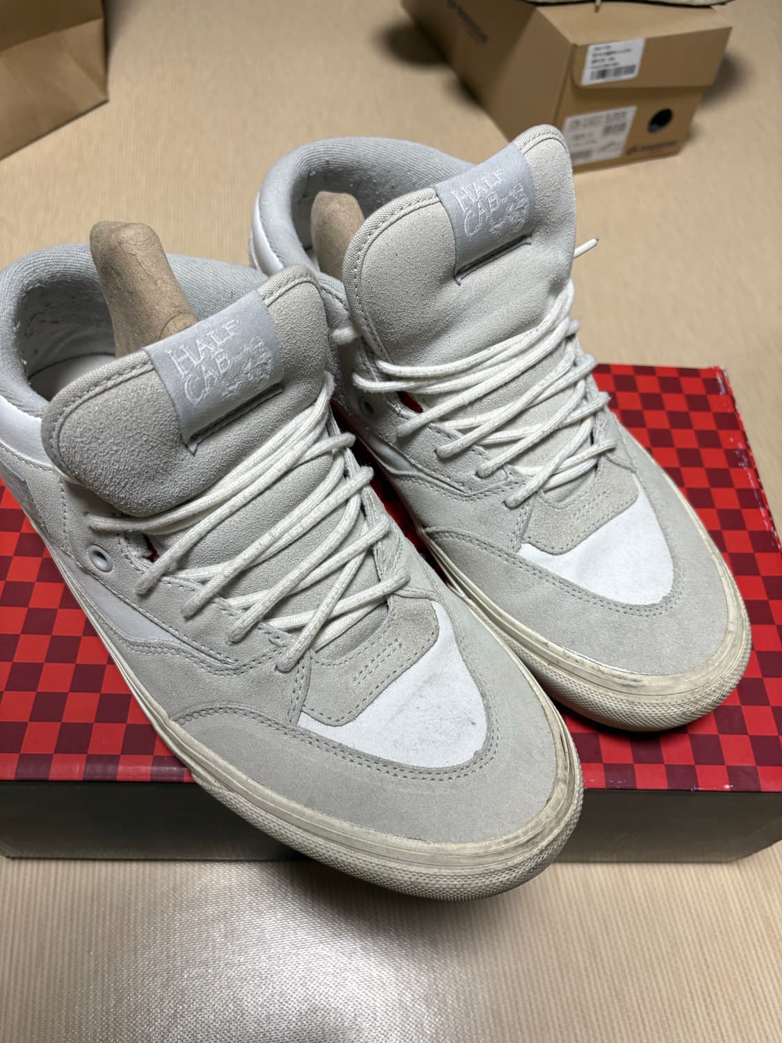 반스X팝트레이딩 컴퍼니 하프캡 상품이미지1