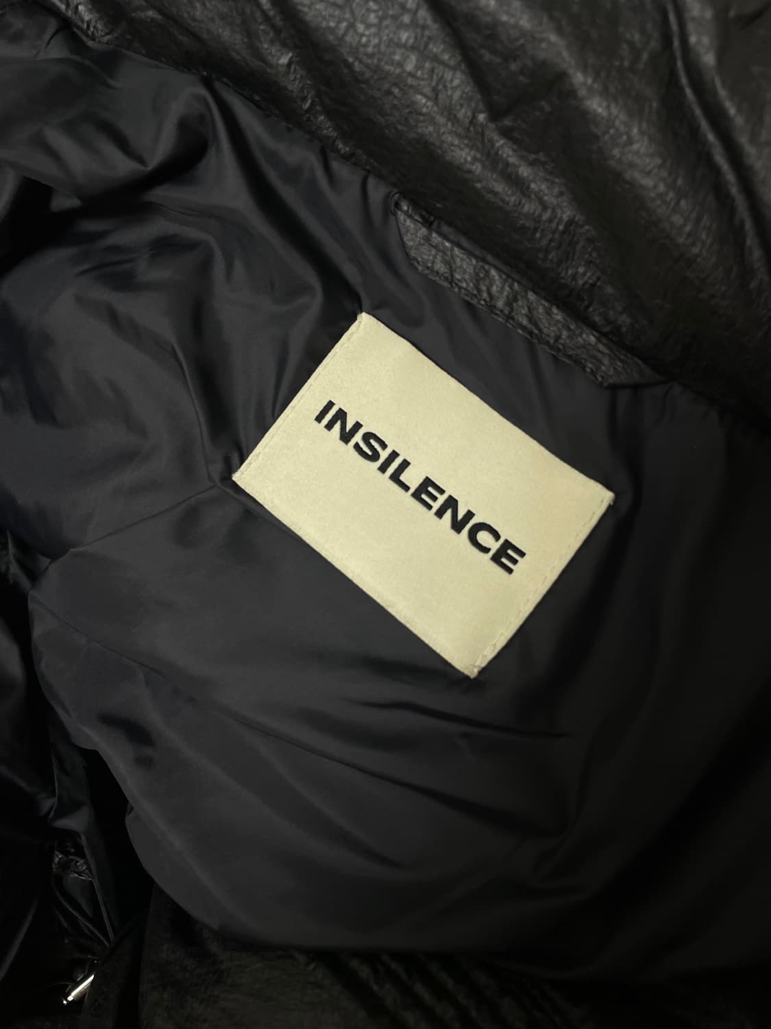 인사일런스 크롭 후디드 다운 패딩 상품이미지3