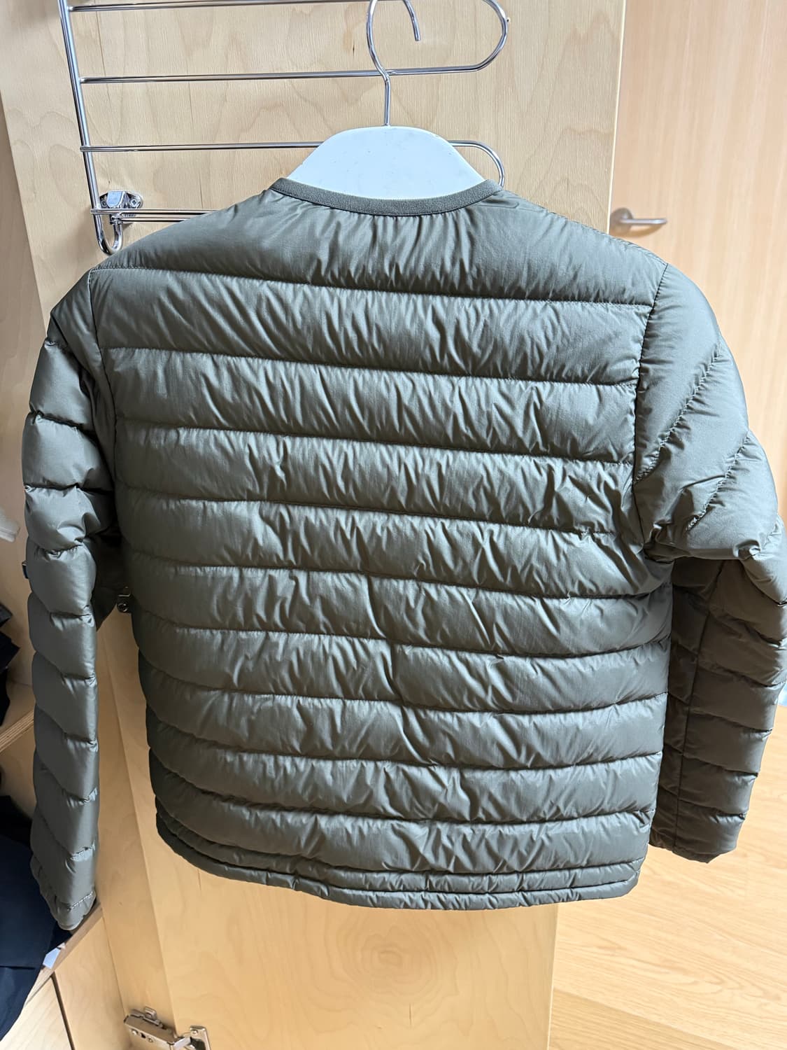 단톤 경량패딩 (카키) 상품이미지3