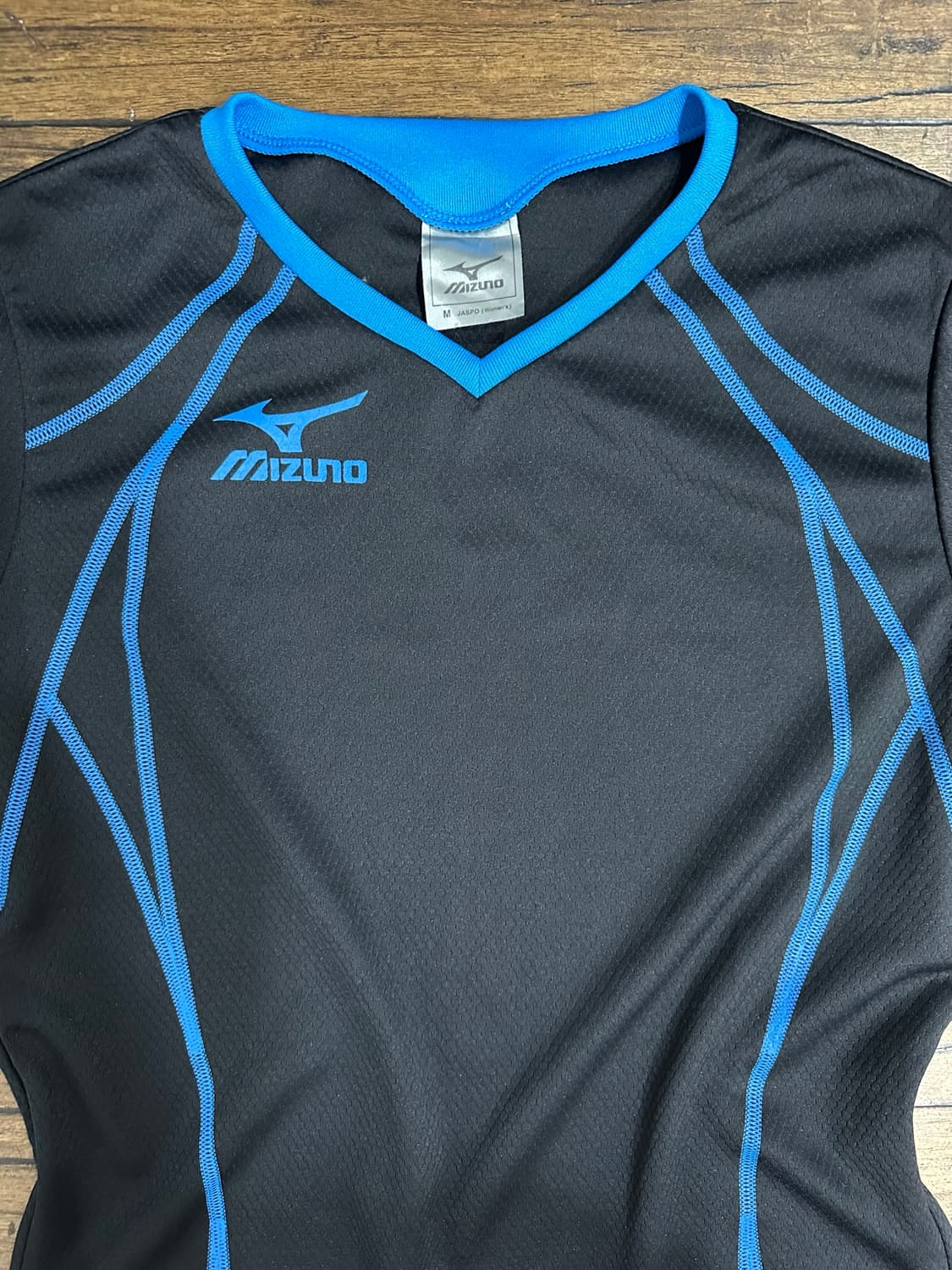 미즈노 Mizuno QuickDry Plus 여성 기능성 브이넥 반팔 티 상품이미지3
