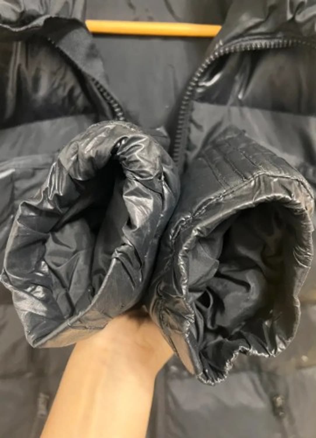 아디다스 남여공용 블랙후드패딩점퍼 90 상품이미지5