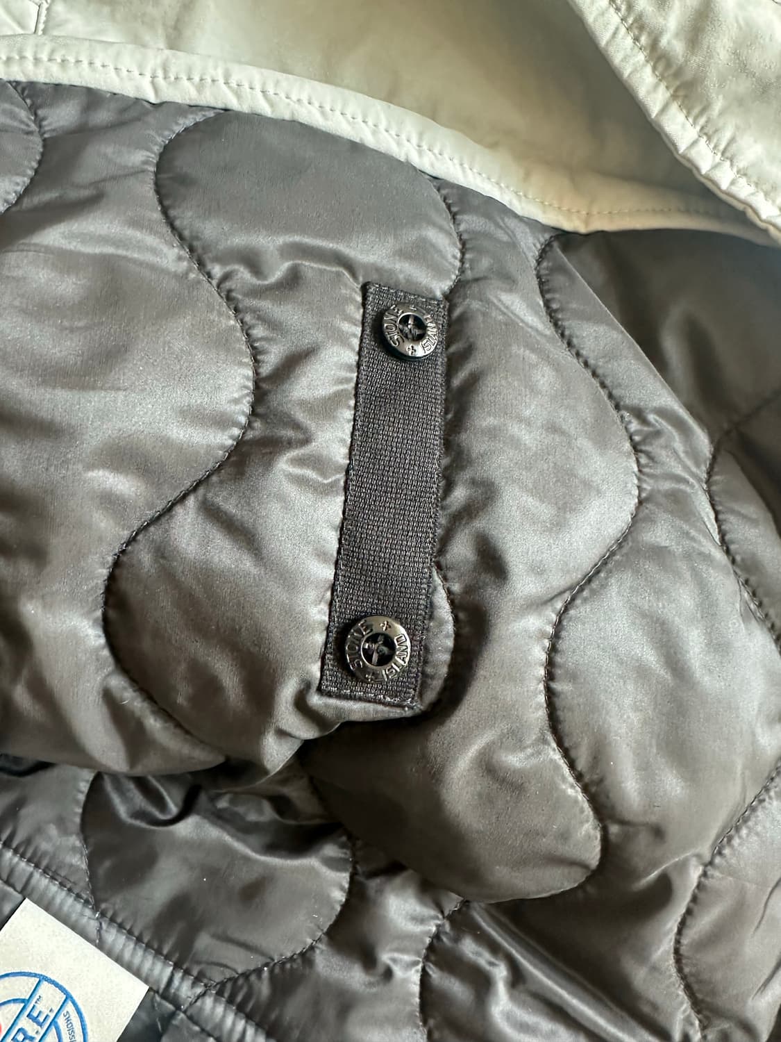 (미사용 새상품) 스톤아일랜드 코트 m 상품이미지9