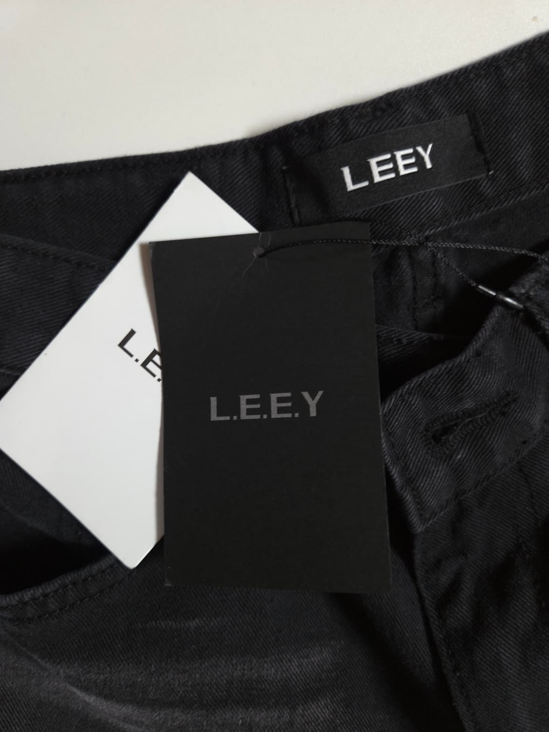 엘이이와이 LEEY 와이드 카고 데님 팬츠 1 사이즈 -미사용 상품이미지9