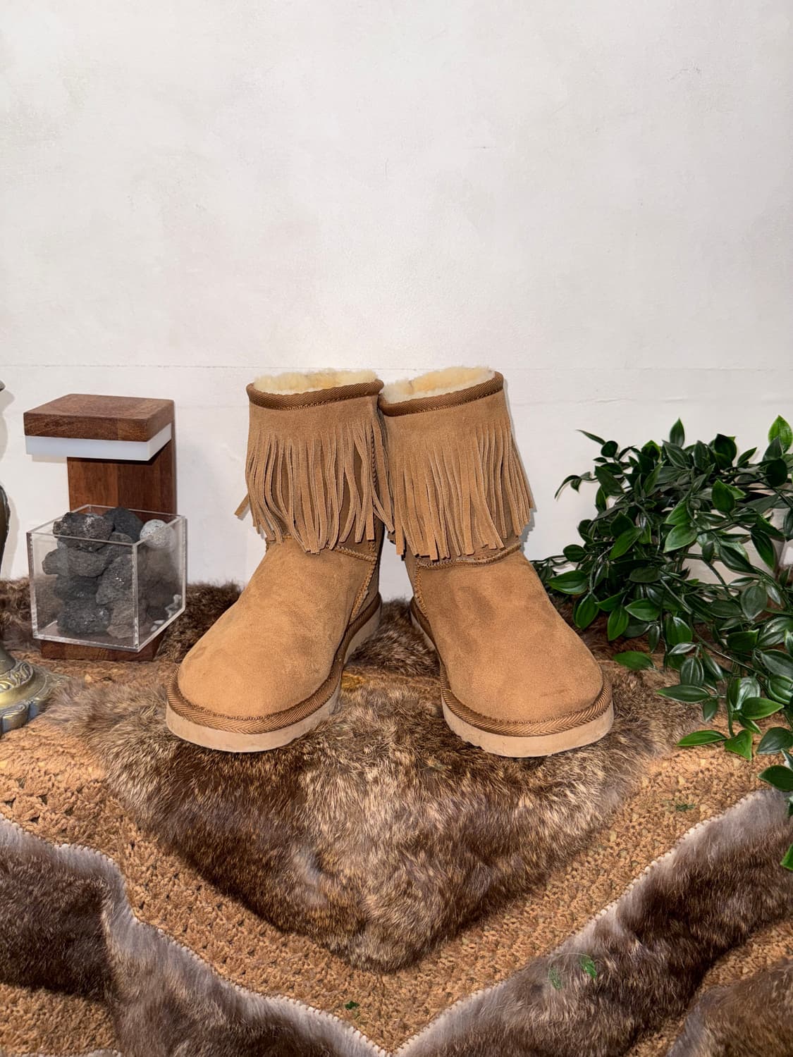 UGG Since 1974 Tribal Mid Boots  상품이미지2