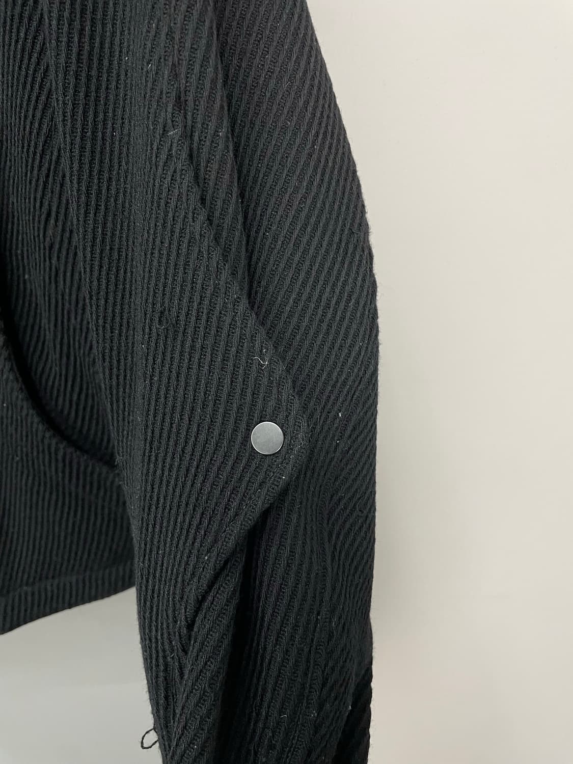 인사일런스 블랙 시메트리 폴딩 자켓 H1564 상품이미지4