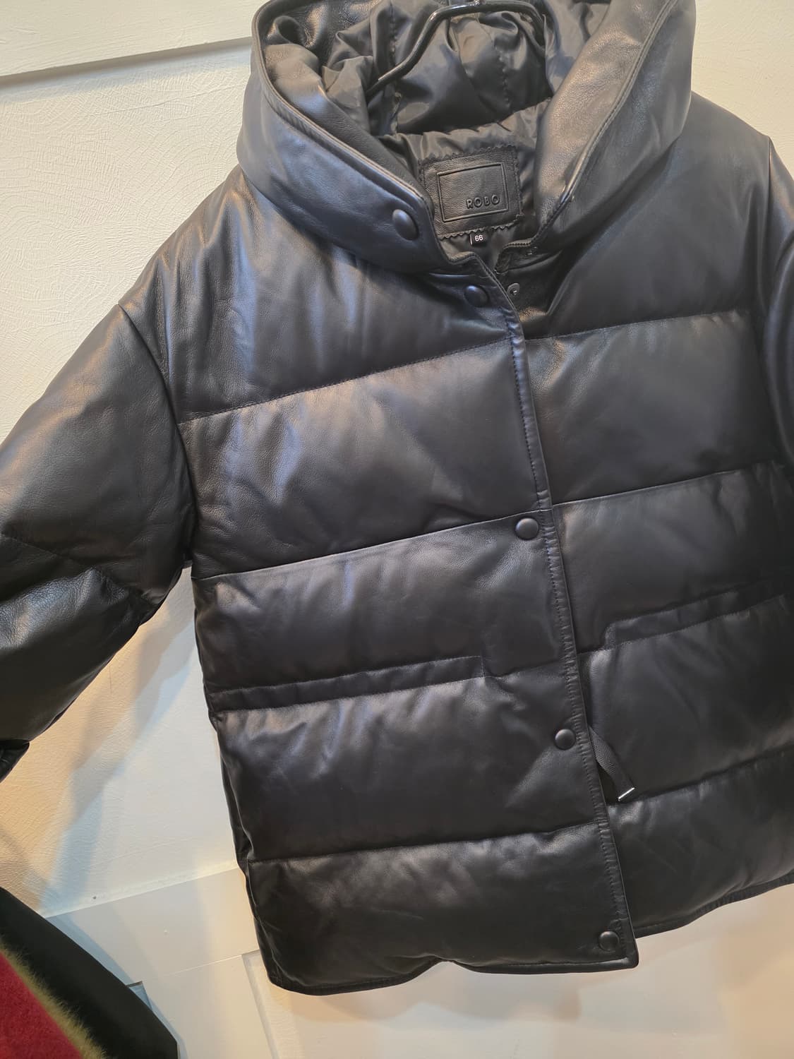 ROBO 블랙 가죽 구스패딩 자켓 66사이즈 상품이미지3