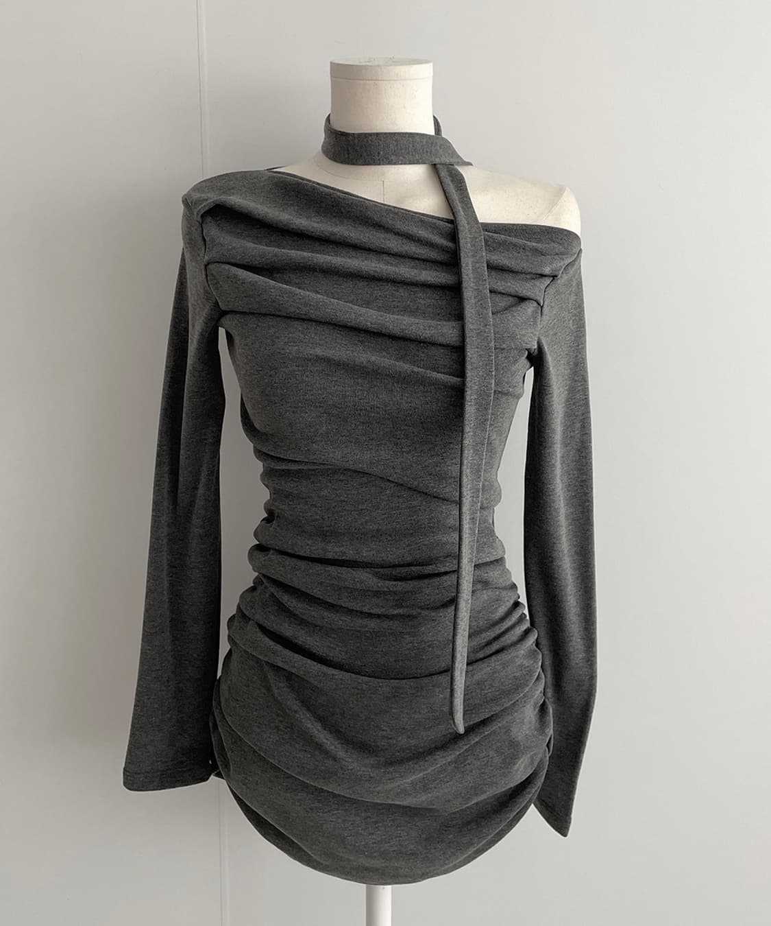 오프숄더 셔링 타이 원피스 상품이미지1