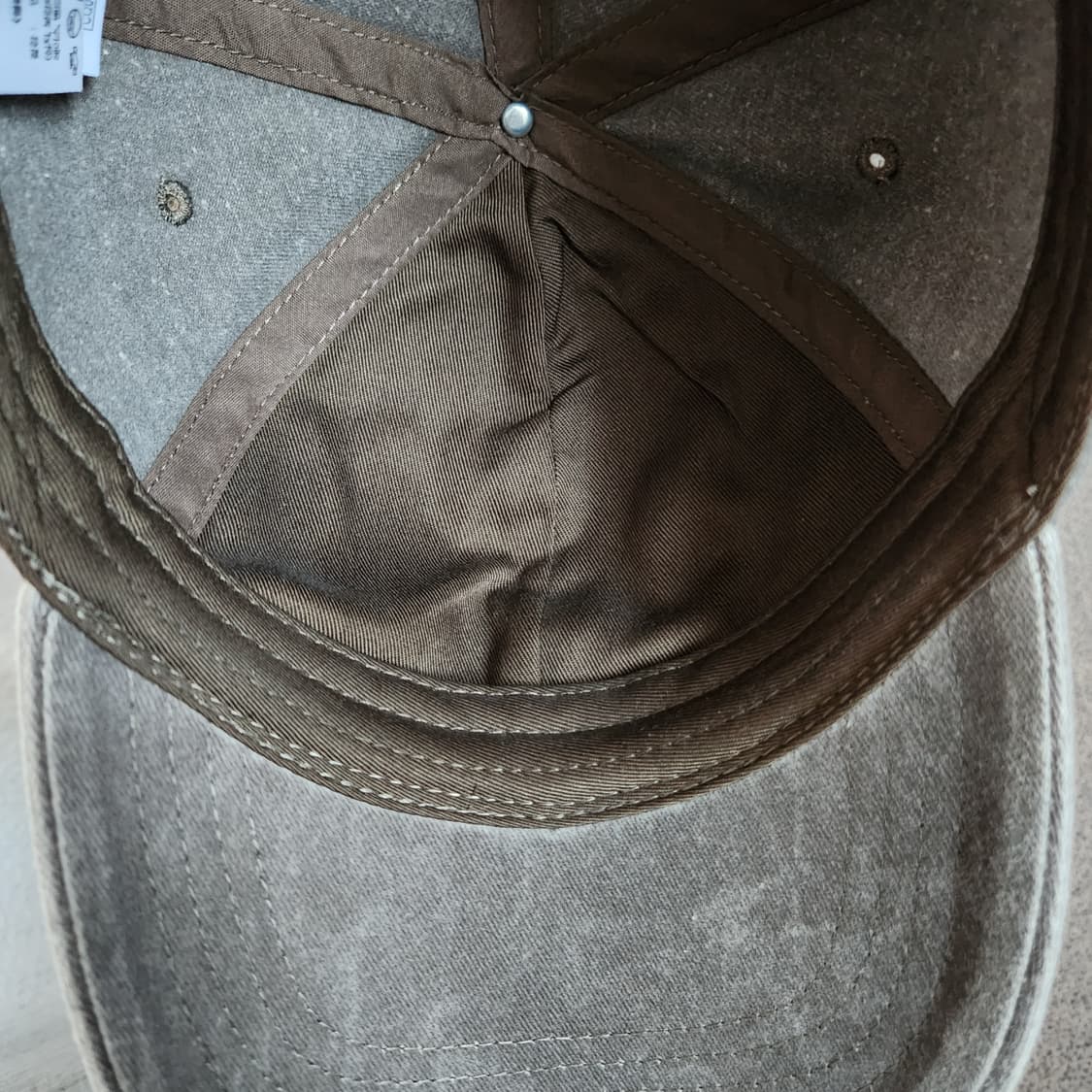 칼린 볼캡 브라운 색상 프리사이즈 팝니다. 상품이미지3