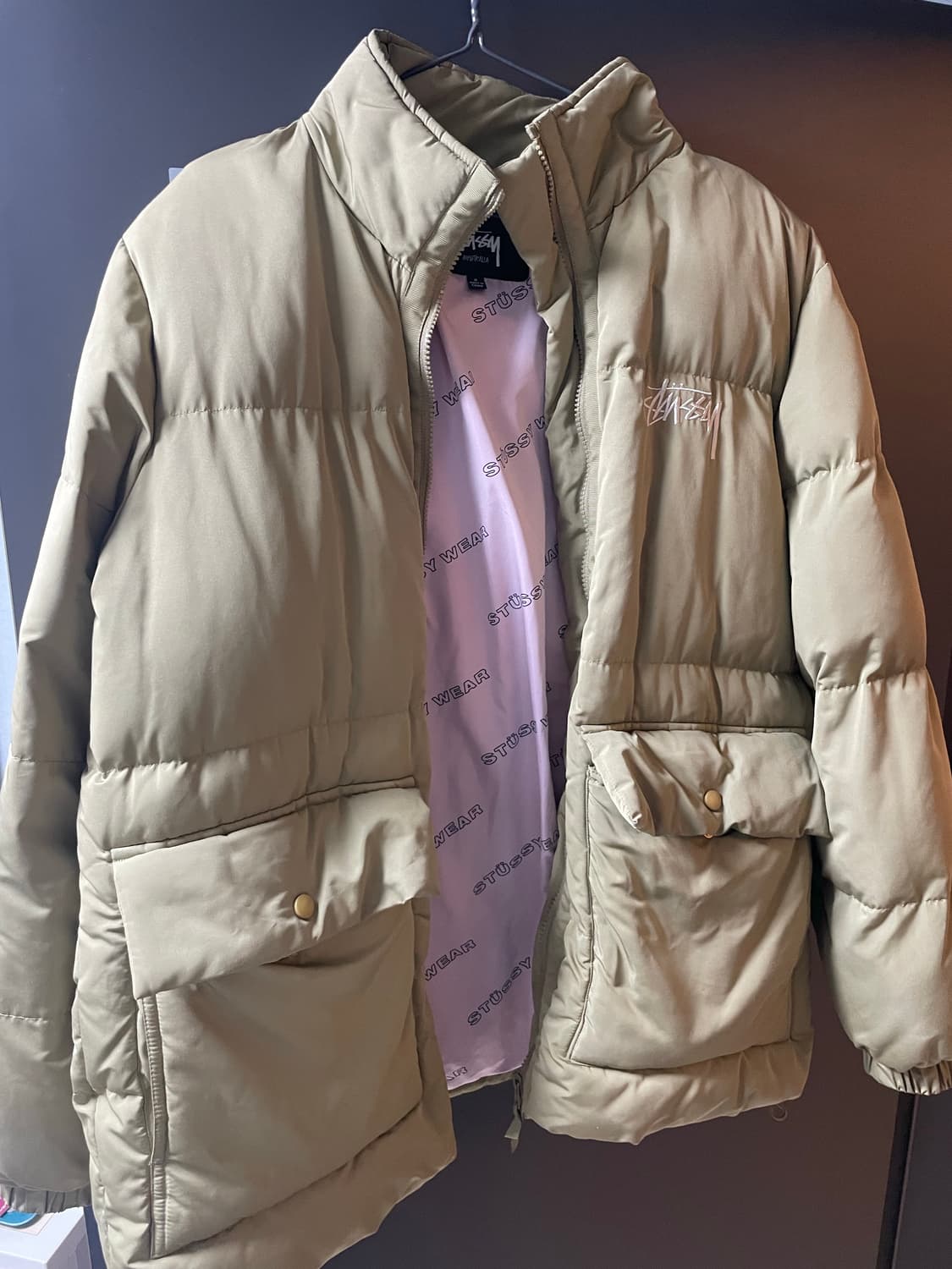 스투시 패딩 상품이미지1