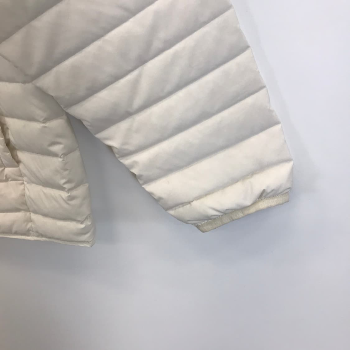 디스커버리 경량 구스다운패딩 [105사이즈] 상품이미지3