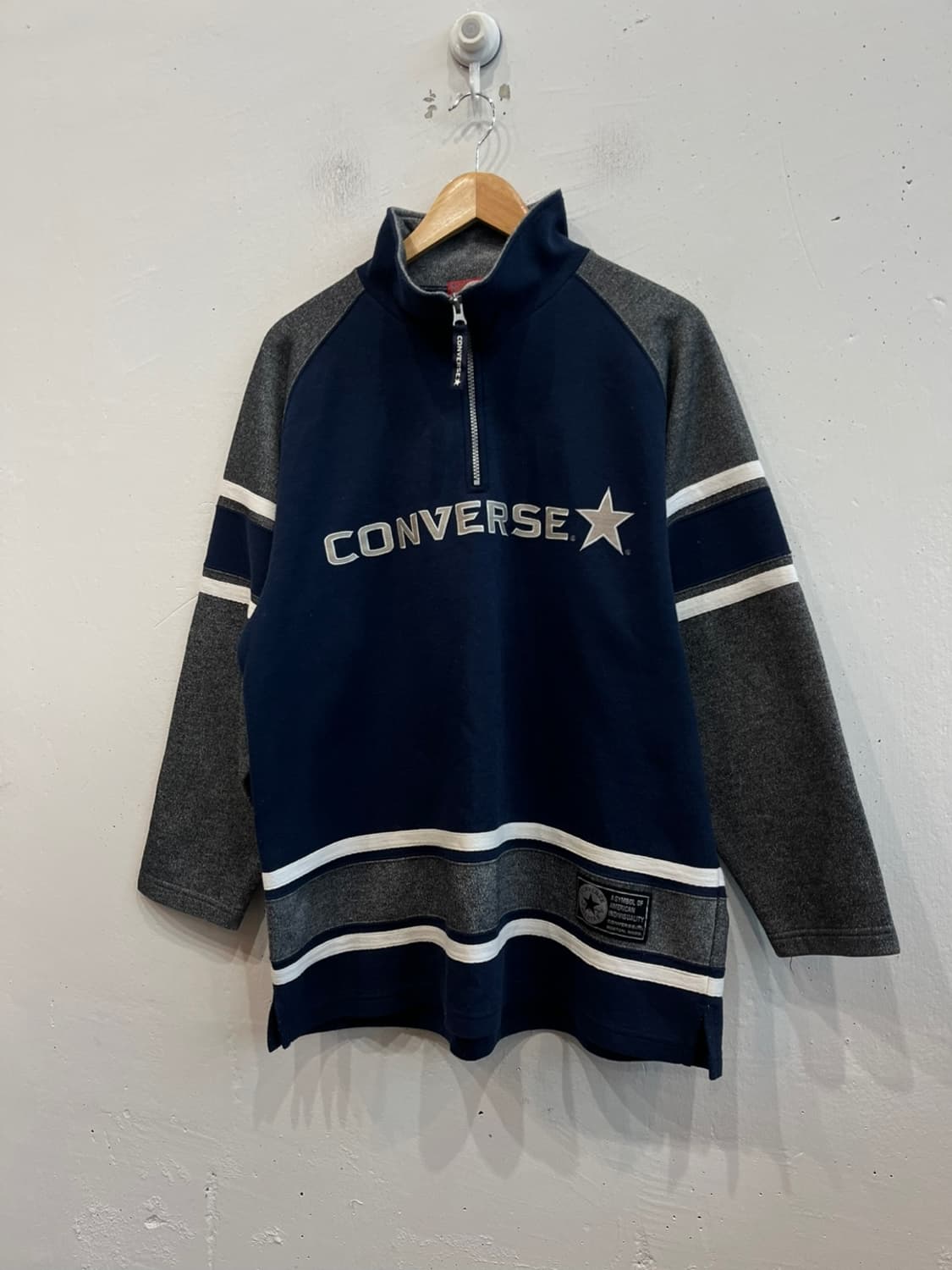 컨버스 재팬 하프집업 맨투맨 상품이미지1