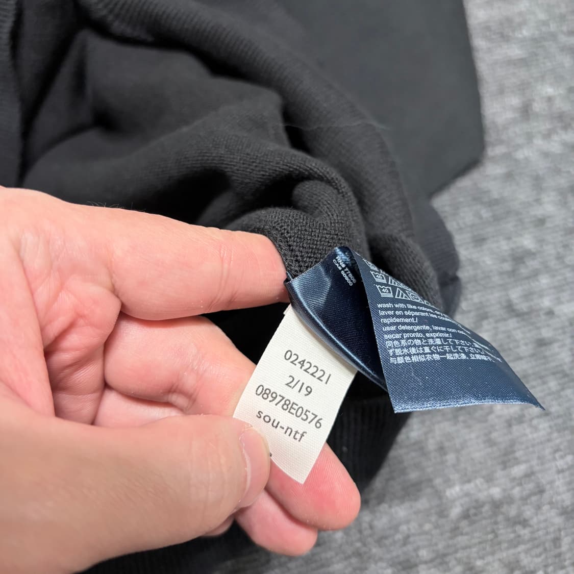 타미힐피거 브이넥 니트 새상품 상품이미지5