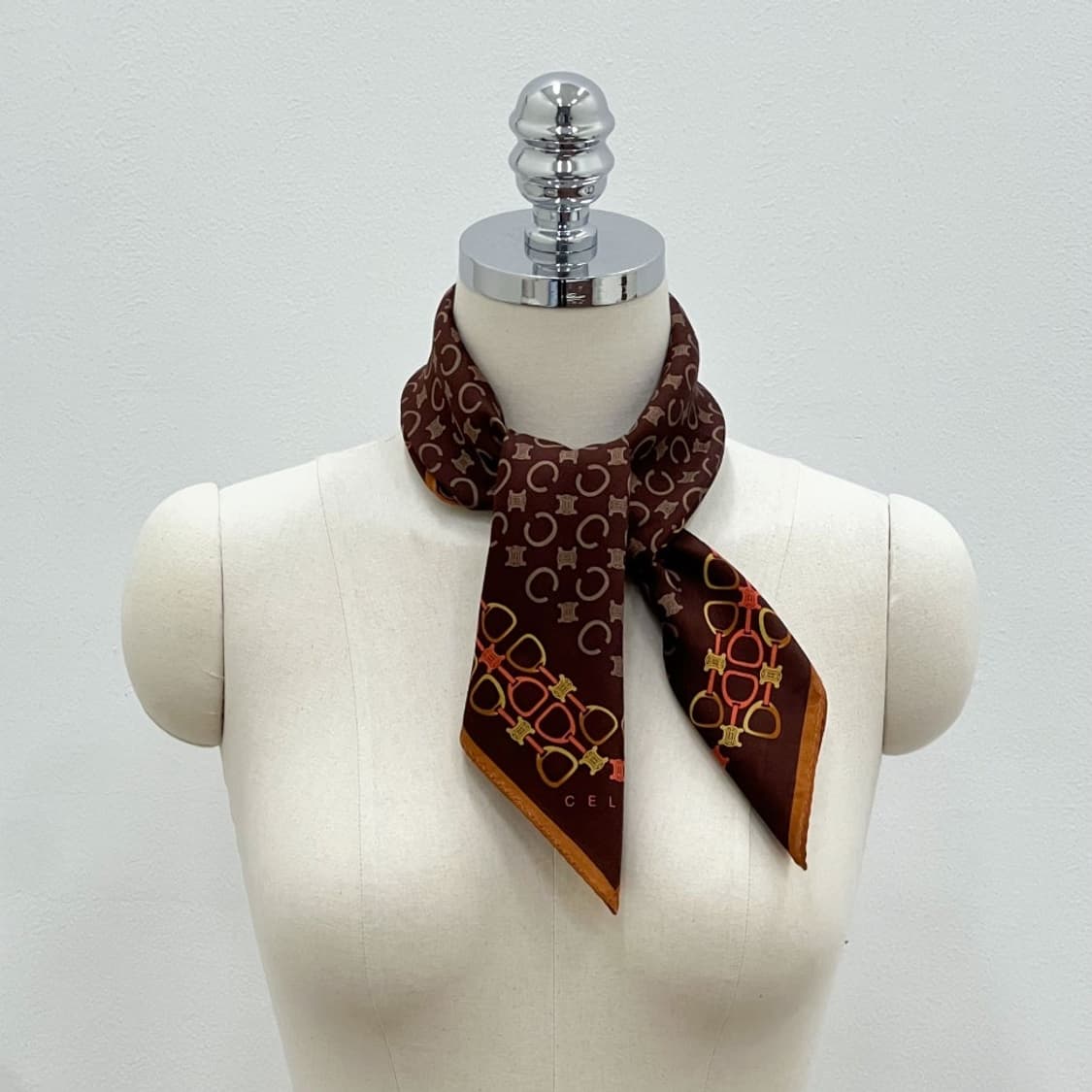 (새상품) celine / 셀린느 쁘띠스카프 손수건 상품이미지9