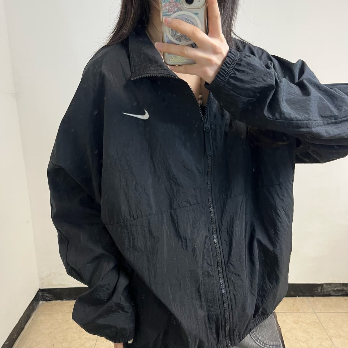 Nike black woven windbreaker 상품이미지2