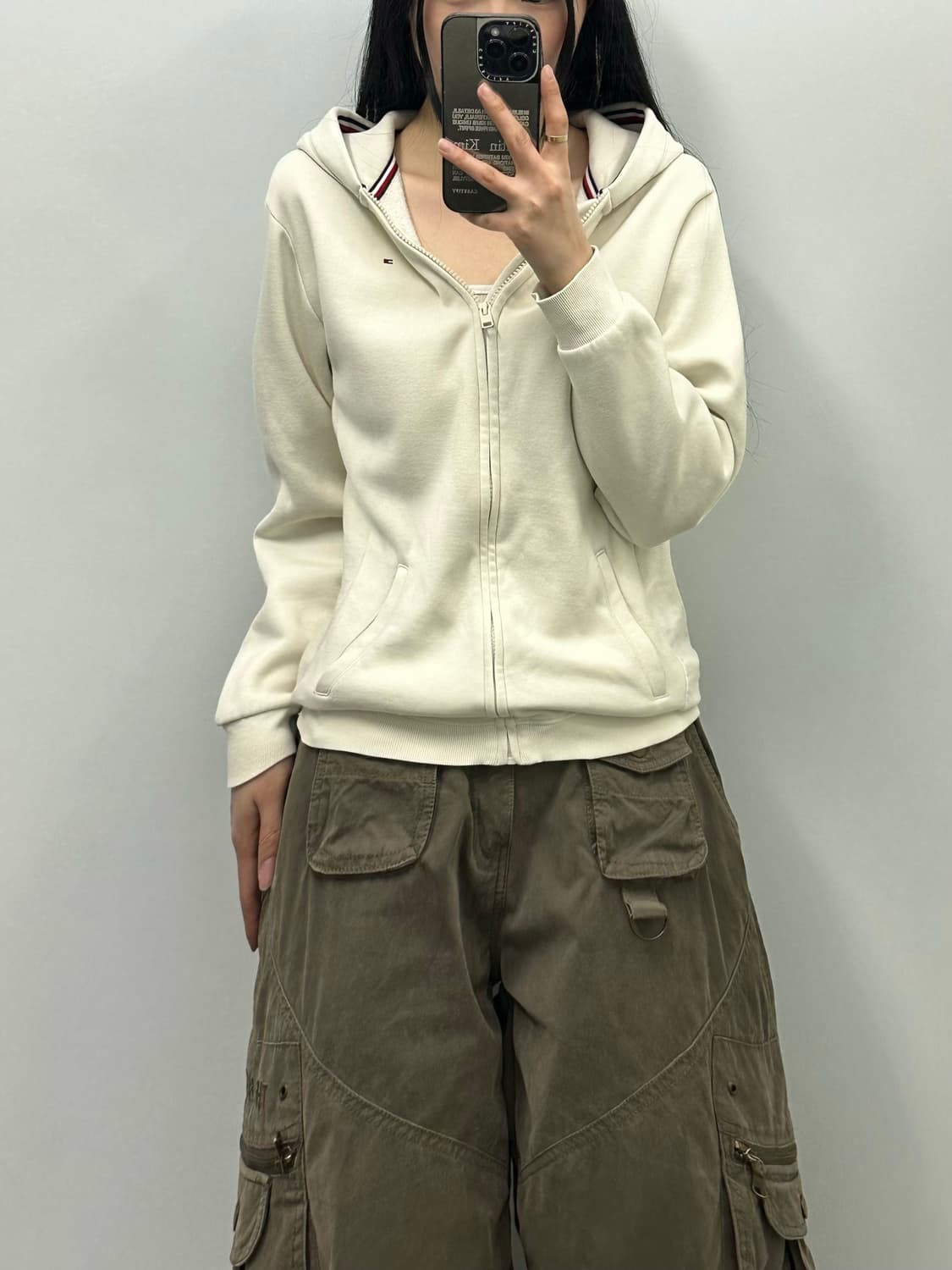 타미힐피거 백로고 화이트 후드집업 상품이미지1