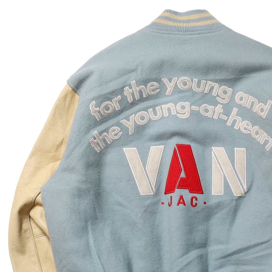 Van Jac Embroidered Varsity Jacket 

 상품이미지2