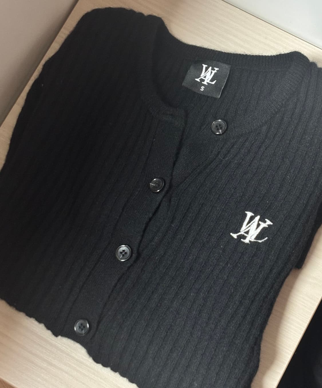 우알롱 시그니처 슬림 크롭 가디건 S 상품이미지3