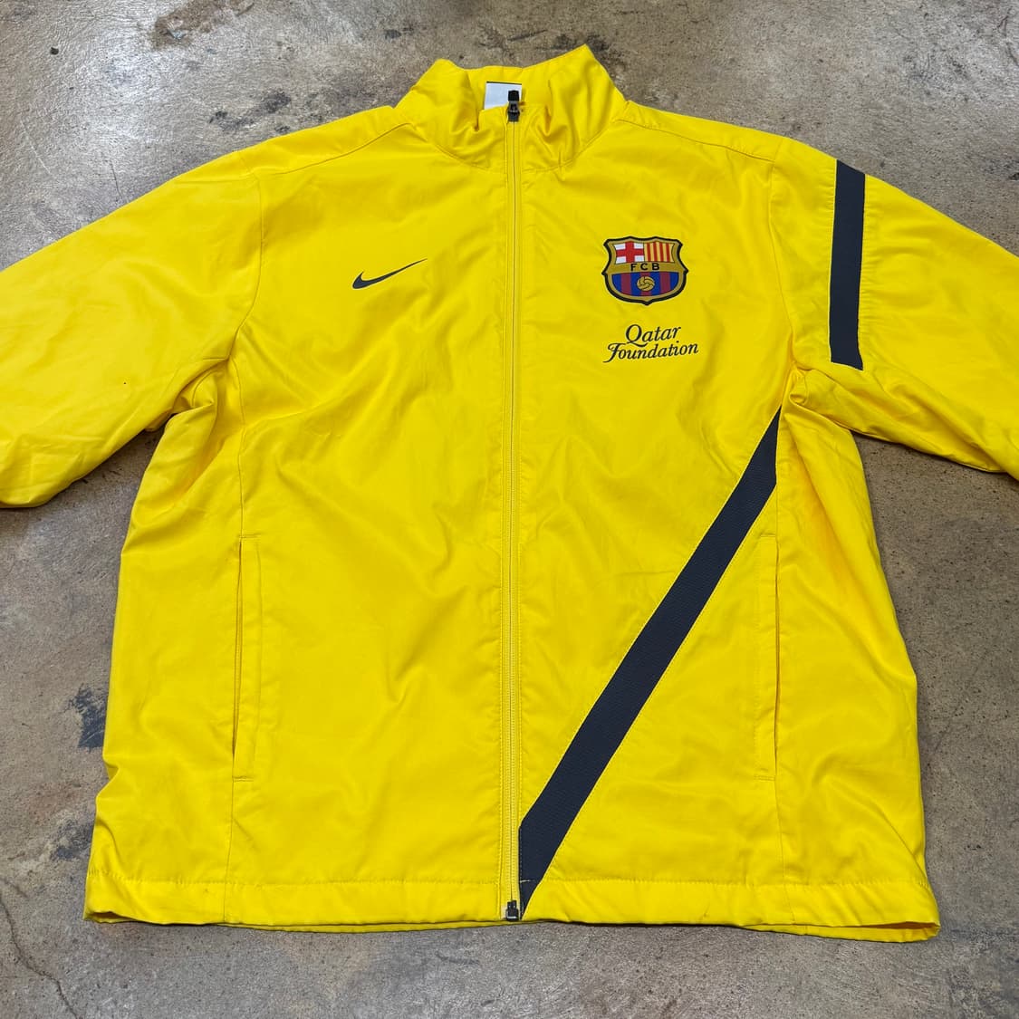 [정품/L] 나이키 FC 바르셀로나 옐로우 바람막이 져지 b19 상품이미지3