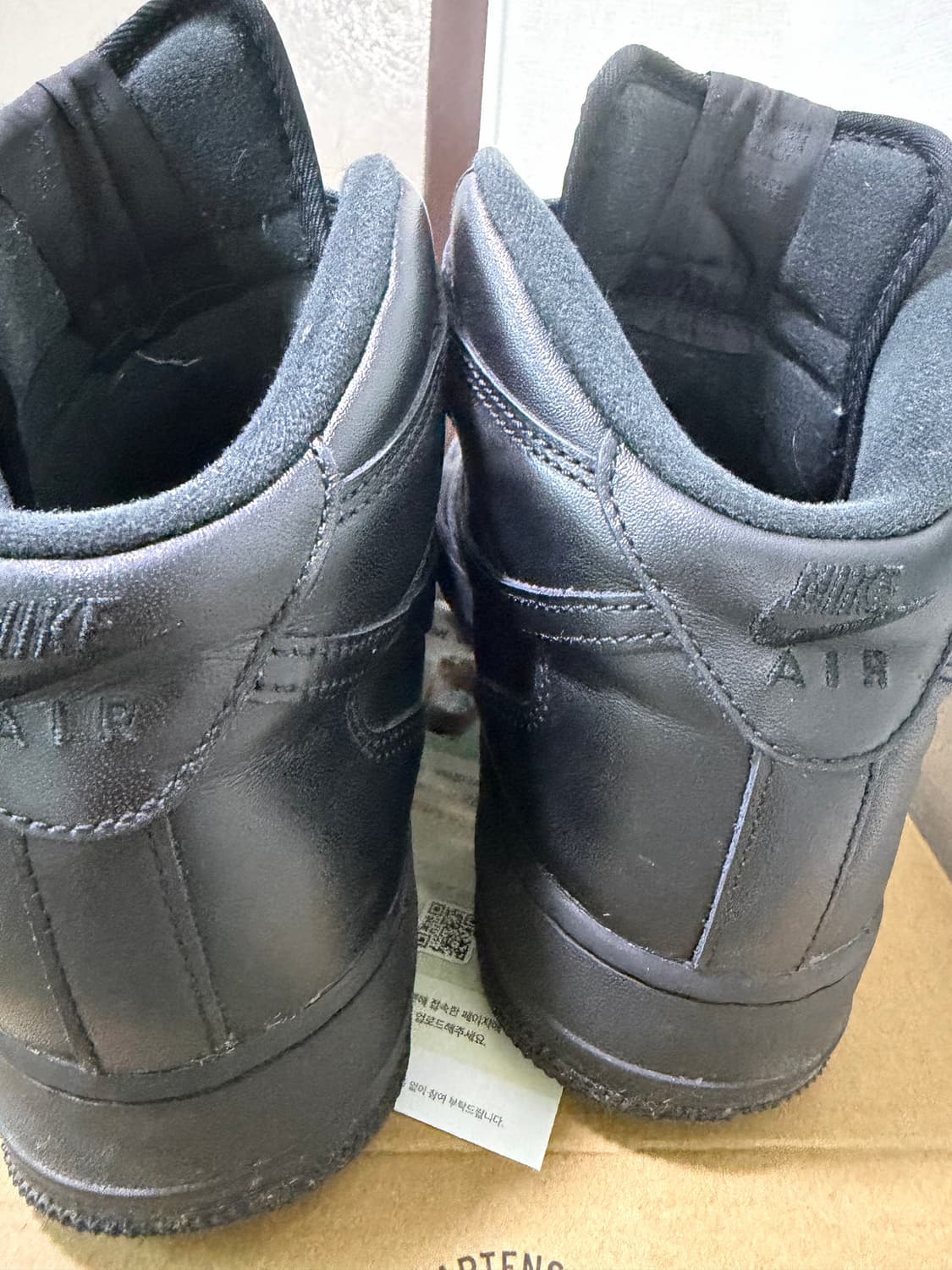 슈프림 나이키 에어포스1 미드블랙 상품이미지2