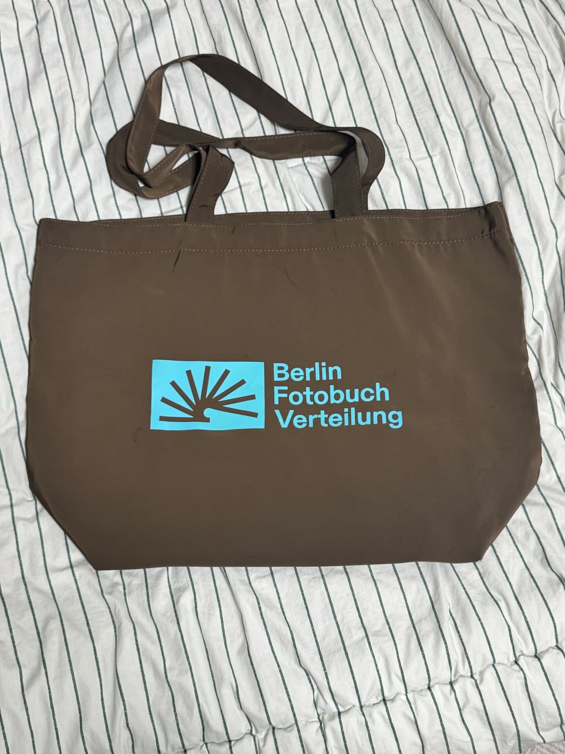 베를린포토북 에코백 브라운 상품이미지2