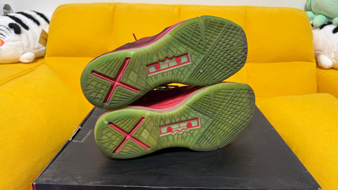 르브론10 크리스마스 (260) 상품이미지4