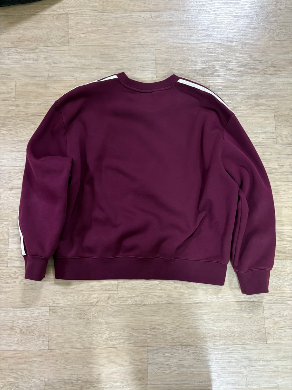 아디다스 x Sporty & Rich 스웨트셔츠 M사이즈 상품이미지2