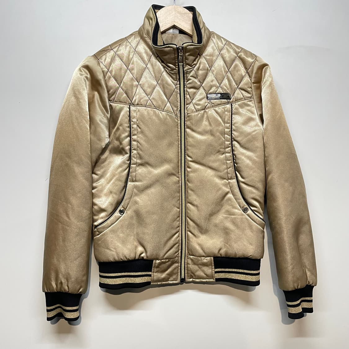 리복 y2k 골드 퀼팅 봄버 자켓 상품이미지1