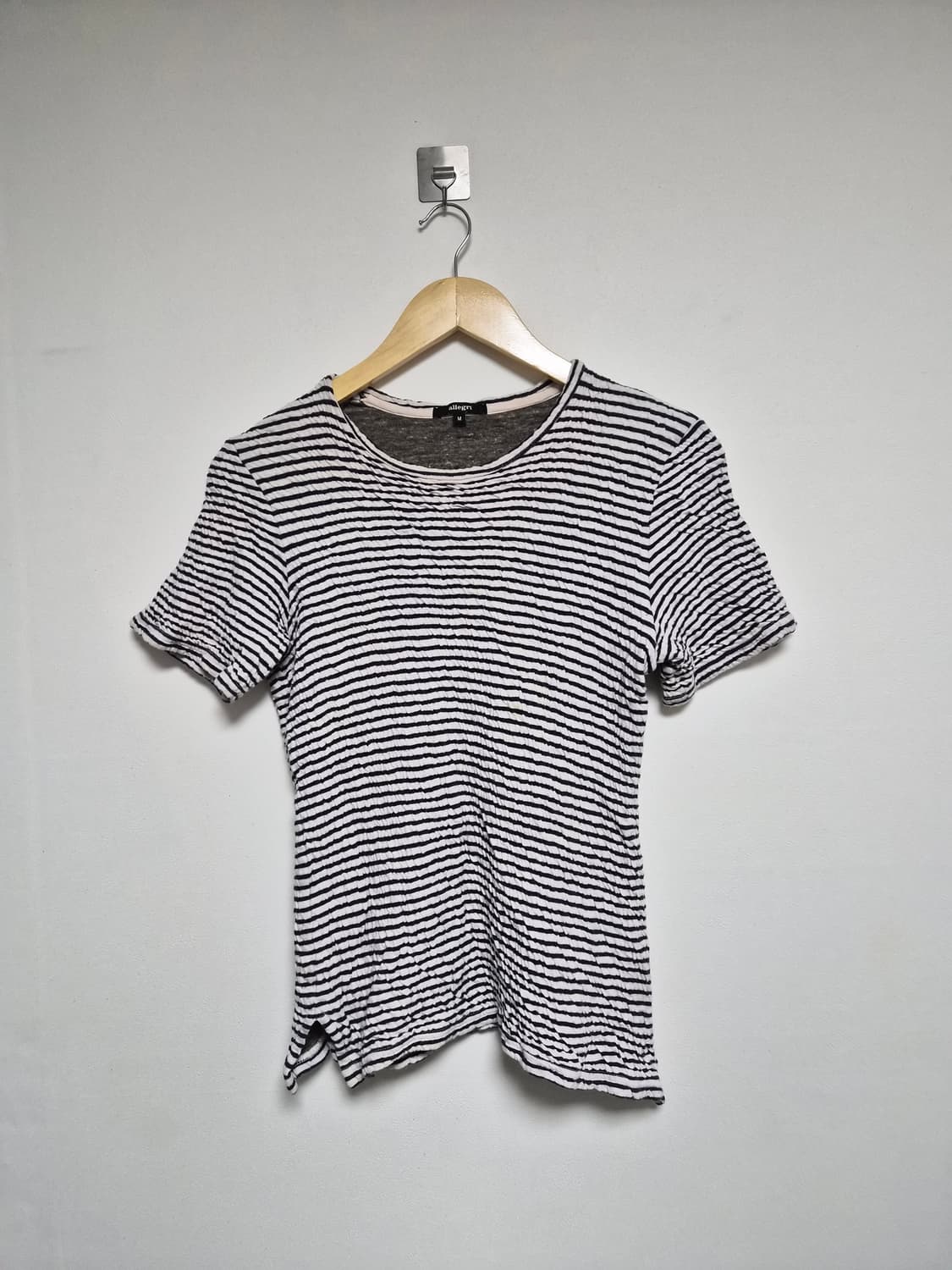 알레그리Allegri 스트라이프 쭈굴이 티셔츠 M - T162 상품이미지1