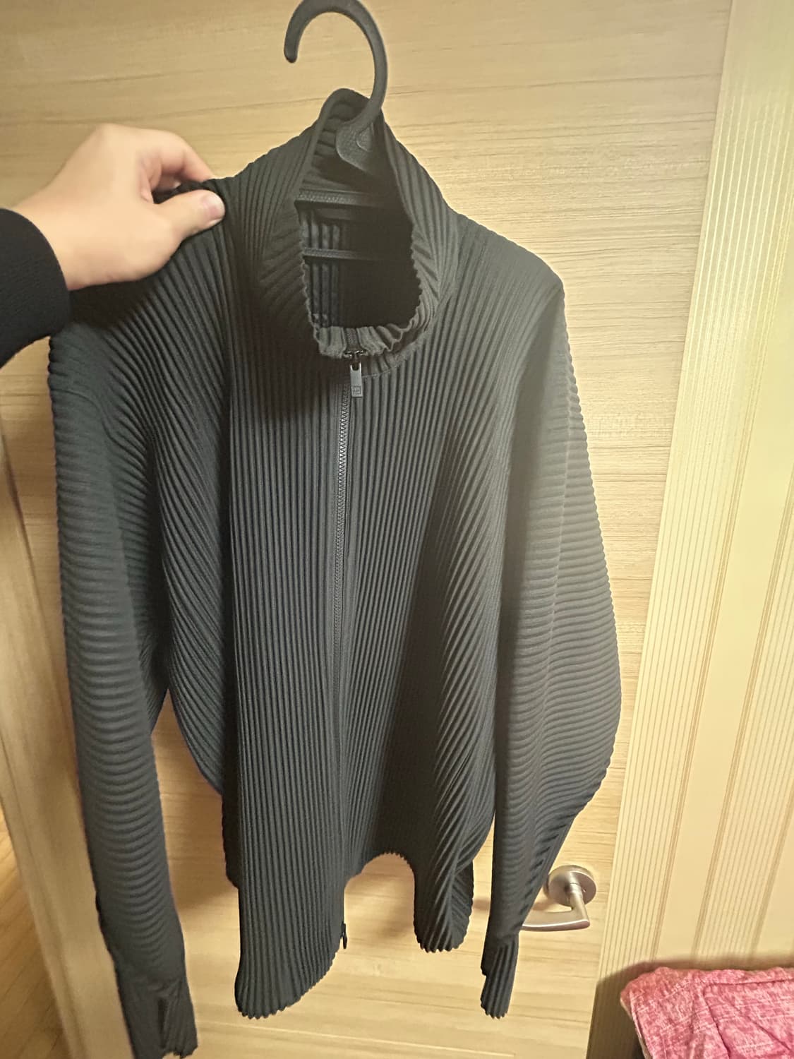 옴므플리세 arc 집업 상품이미지4