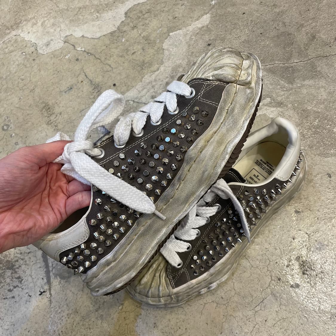 미하라 야스히로 PETERSON23 스터드 스니커즈 상품이미지7