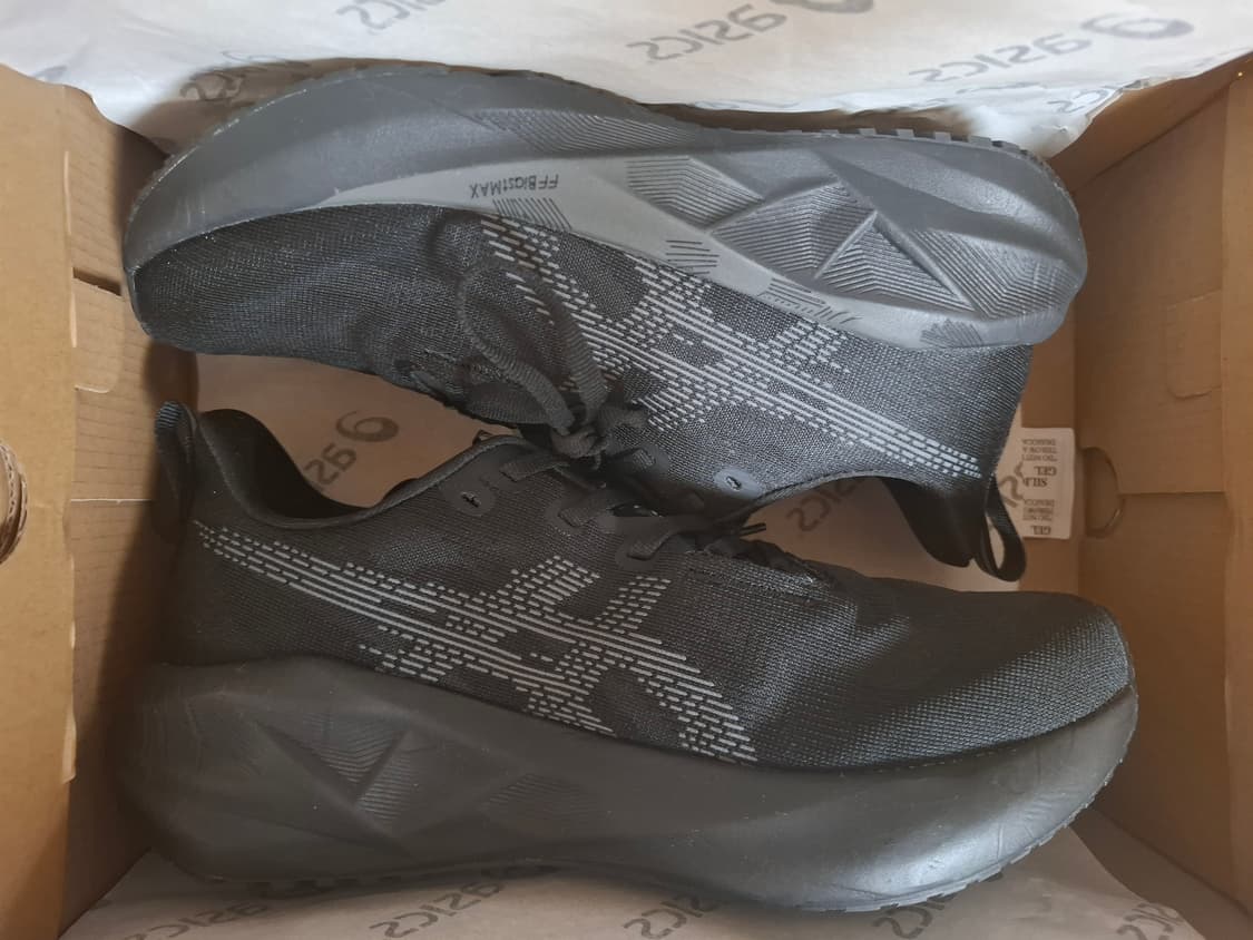 아식스 노바블라스트5 블랙 캐리어 그레이  상품이미지1