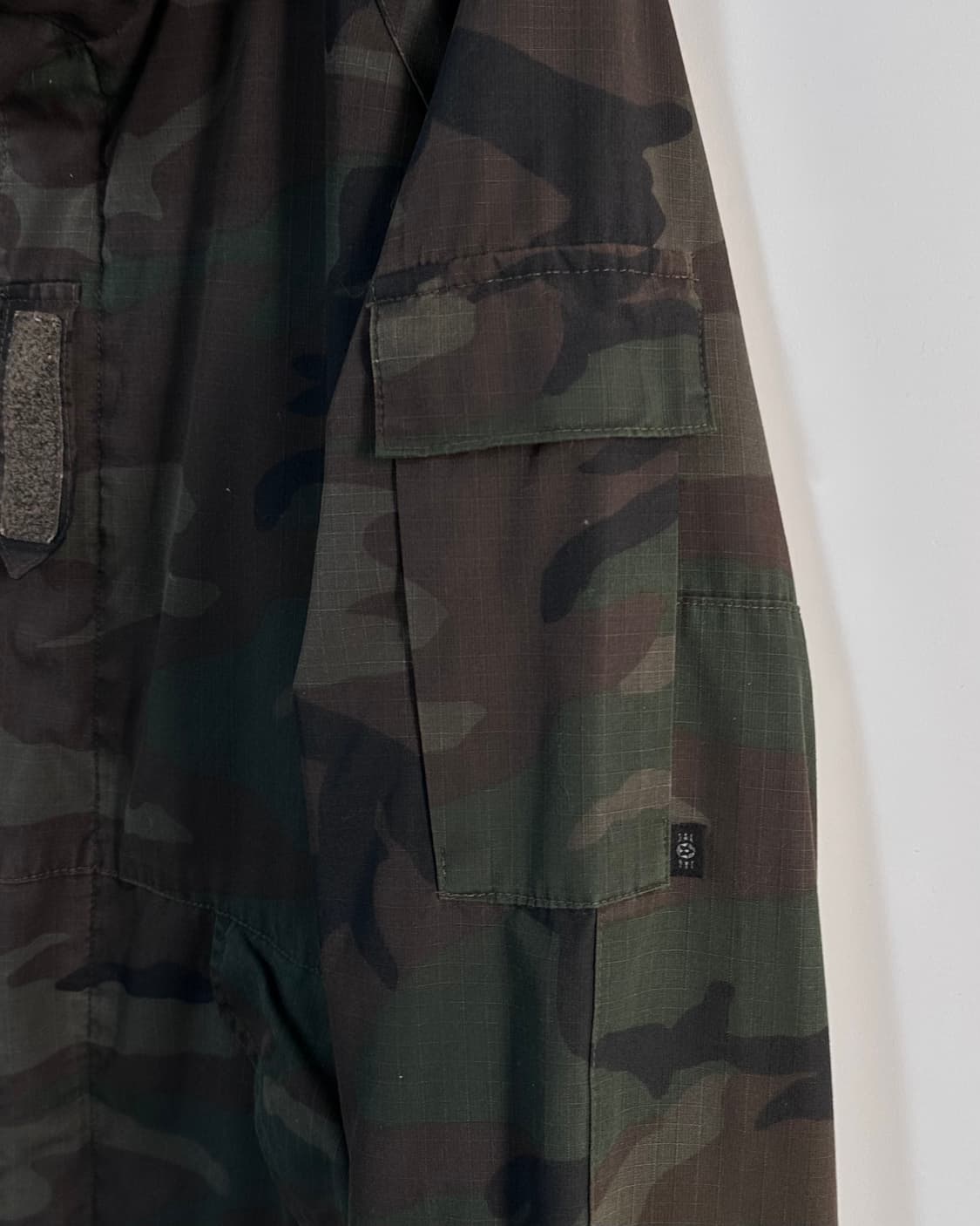 메데코 밀리터리 카모 후드 자켓 (va.68) 상품이미지4